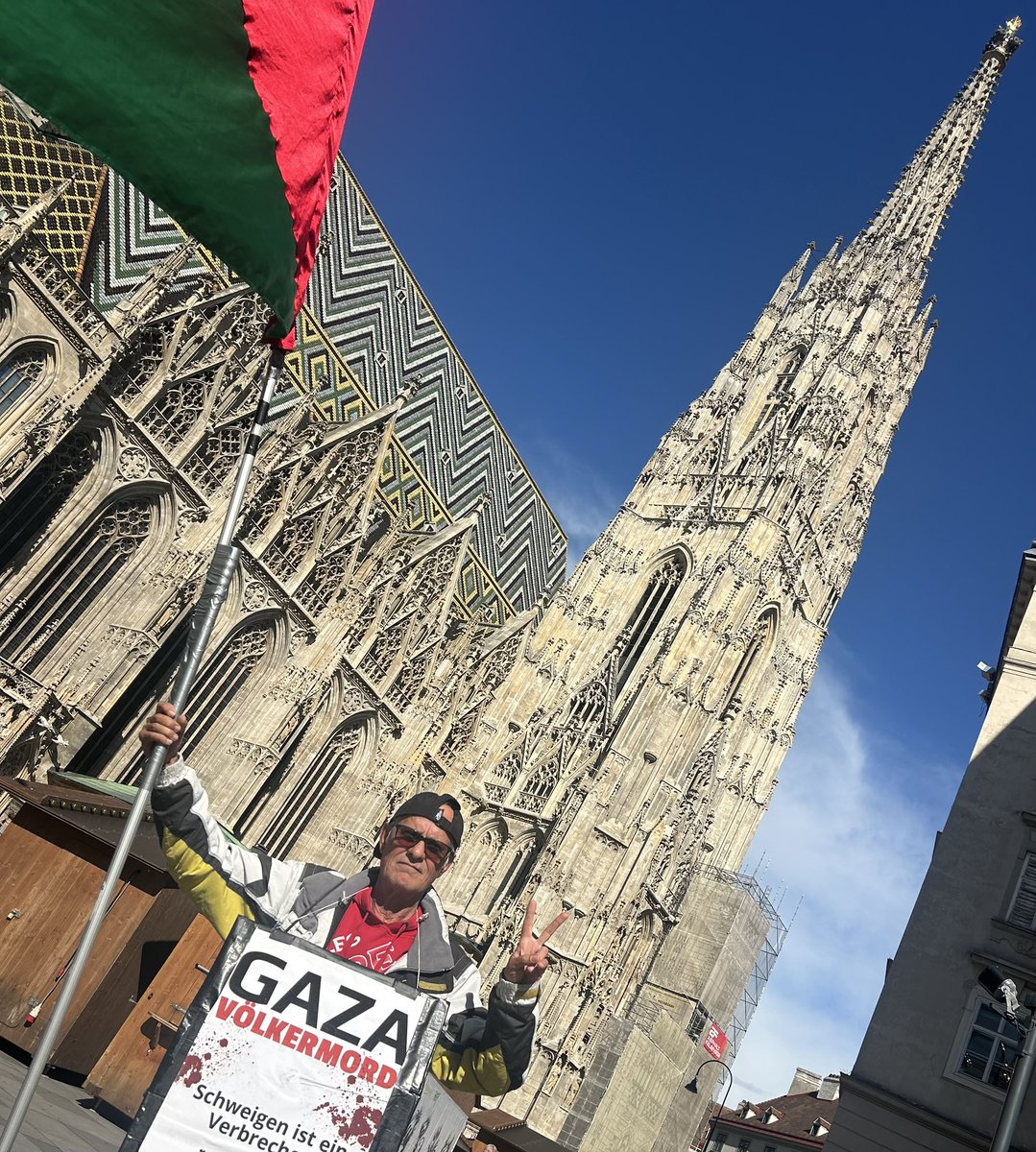 Die Menschheitsfamilie vergisst Gaza nicht!
#Gaza
<a href="/AstridWagner_Dr/">Astrid Wagner</a> 
<a href="/KolbaPeter/">Peter Kolba</a>