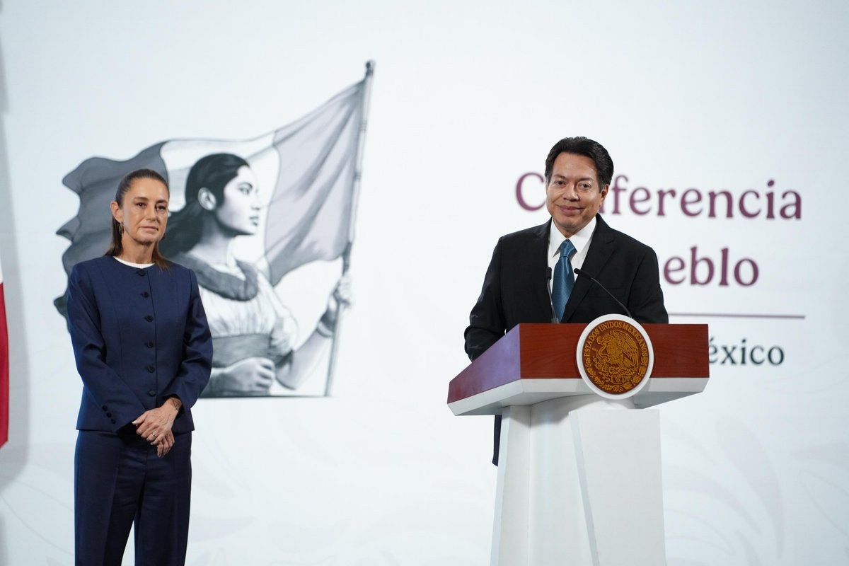 Acompañamos a nuestra presidenta, <a href="/Claudiashein/">Claudia Sheinbaum Pardo</a>, en la #MañaneraDelPueblo para informar que, la semana pasada, más de 19 millones de niñas y niños, el 92 por ciento del total de las y los estudiantes de educación básica, tomaron clases regularmente en las escuelas públicas de