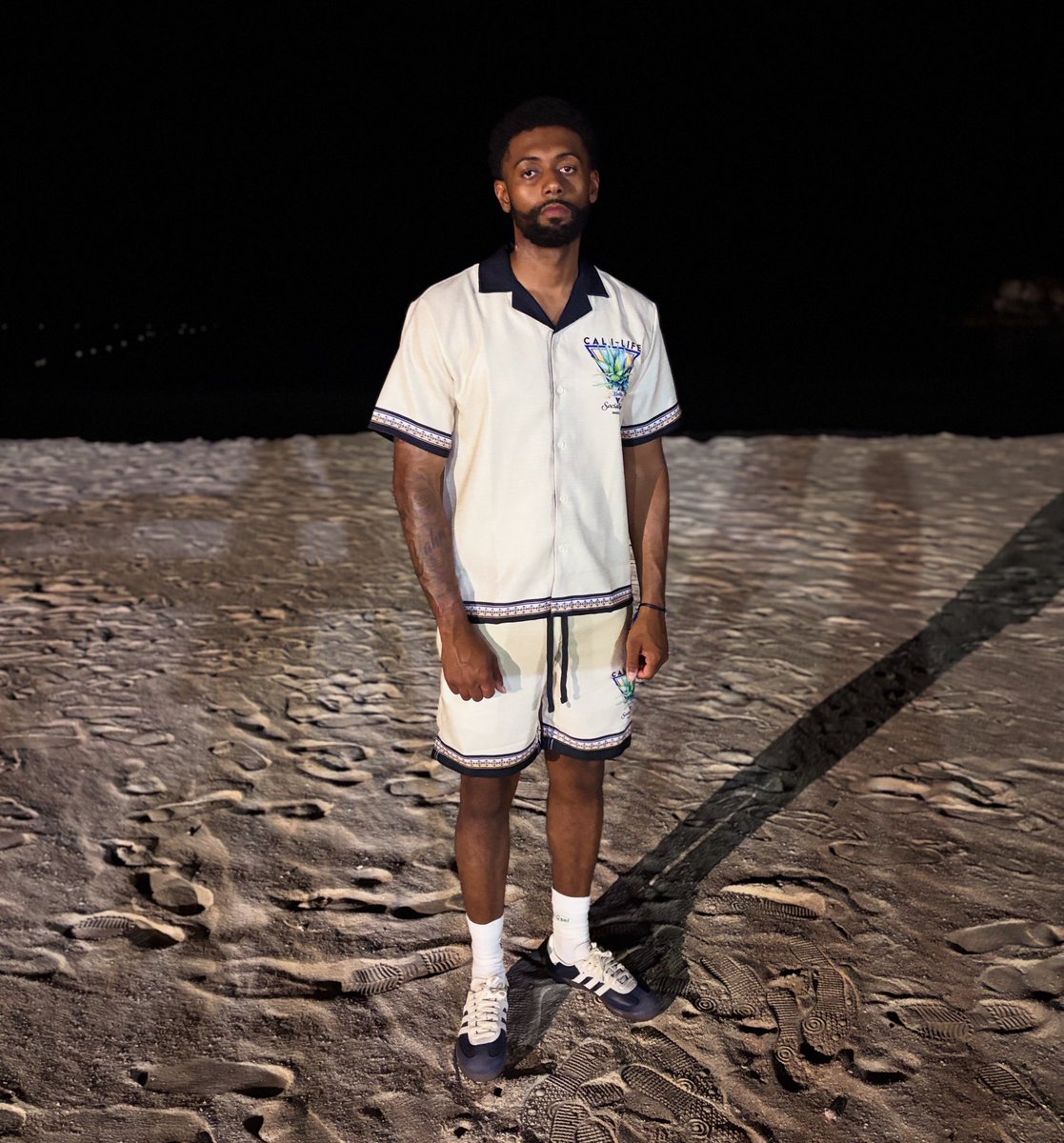 BossTY_'s tweet image. Standin on what I stand on I can’t neva switch sides