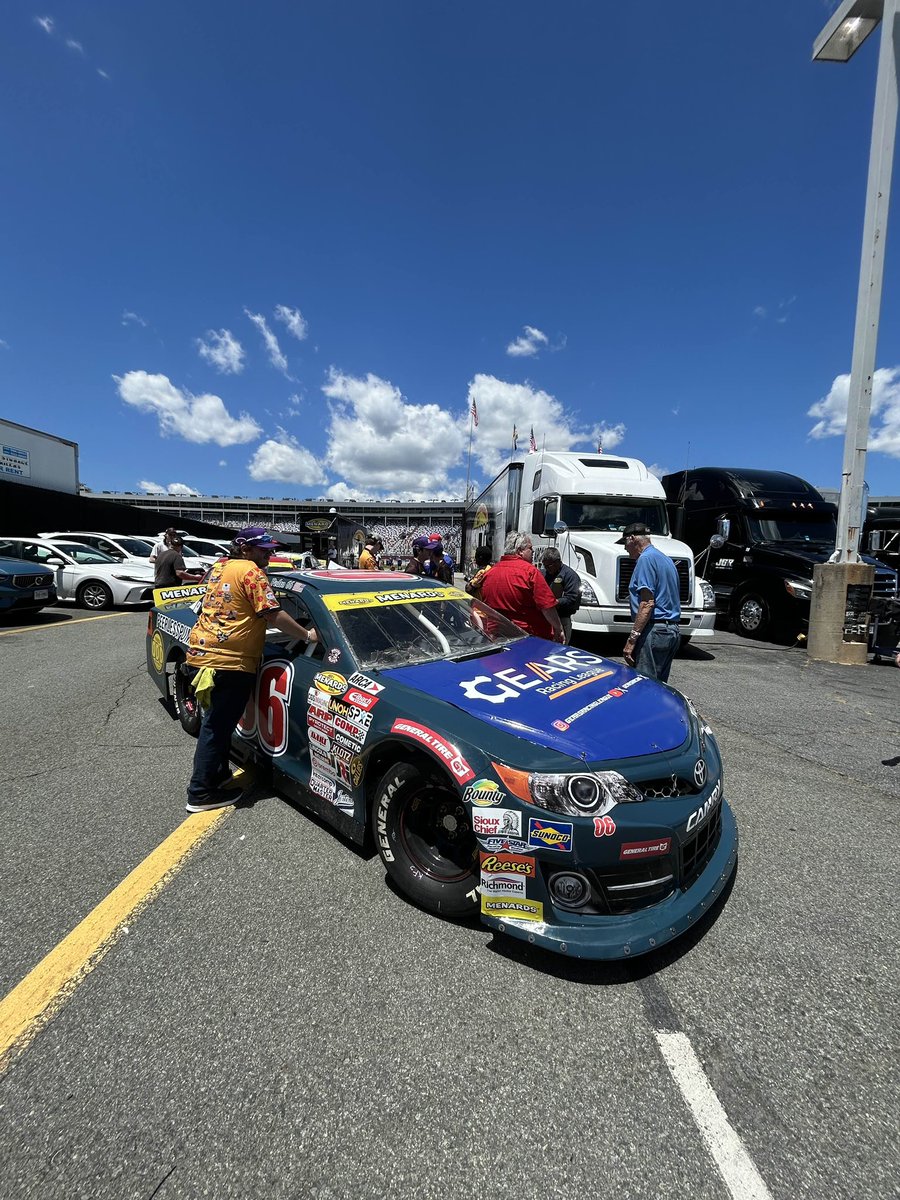 GEARSRacing's tweet photo. What a weekend! We had a great time on Friday hanging out w/ @TheOnePizzaMan who brought the @GEARSRacing Toyota Camry home in one piece! We are grateful for the opportunity to support Brayton and be able to have such a fun experience! #MemorialDayWeekend https://t.co/WZGdz8pqTX