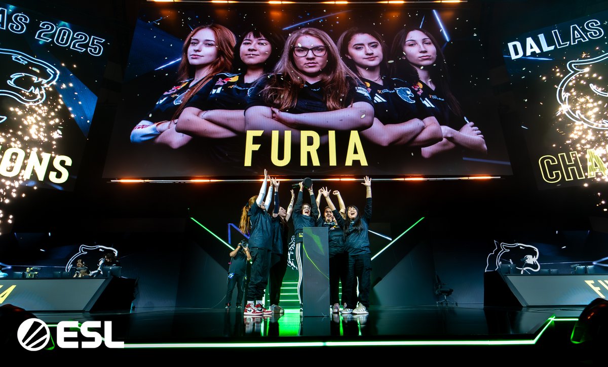 FURIA (@furia) on Twitter photo Verde e amarelo, como deve ser. 🏆🇧🇷
#ESLImpact Verde e amarelo, como deve ser. 🏆🇧🇷
#ESLImpact