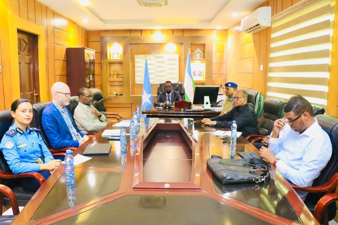 Plpoliceforce's tweet image. First Deputy Commander, Brig. Gen. Caydiid Ahmed Nur, attended a meeting to advance Phase II of the JPP project. Chaired by the Deputy Minister of Security, the session focused on strengthening women’s participation in the police and enhancing cooperation with @UNDPSomalia