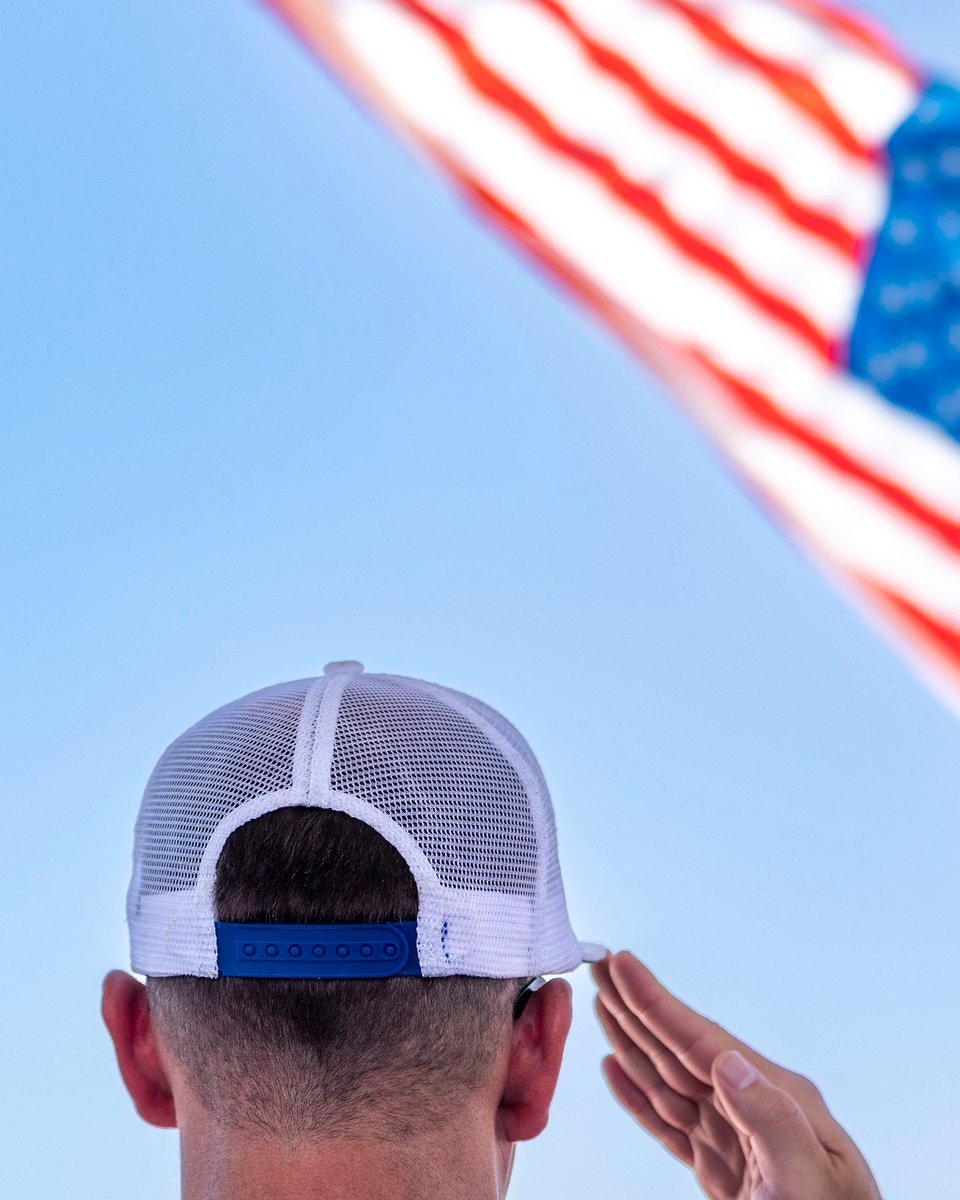 thinkspace_a's tweet image. &quot;Today, we remember and honor those who gave everything for our freedom. 🕊️🇺🇸 #MemorialDay 🇺🇸

To the heroes who served, sacrificed, and fought for the red, white, and blue — we salute you. 🙏

#NeverForget #MemorialDay##