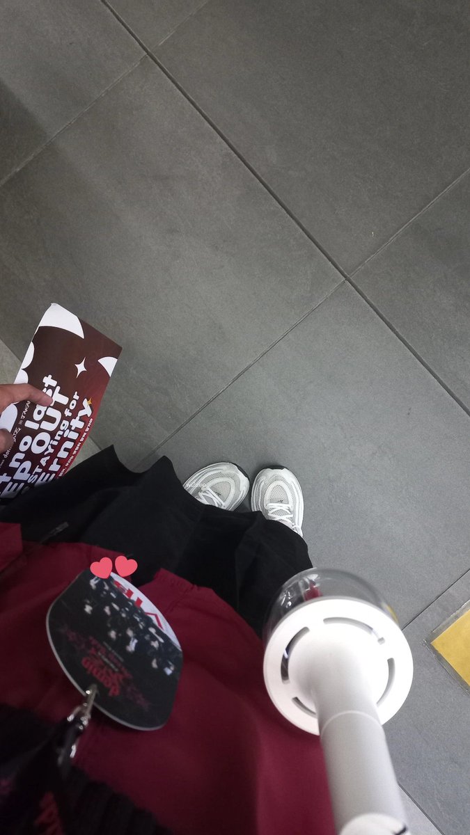 Naa 🦖 tweet media