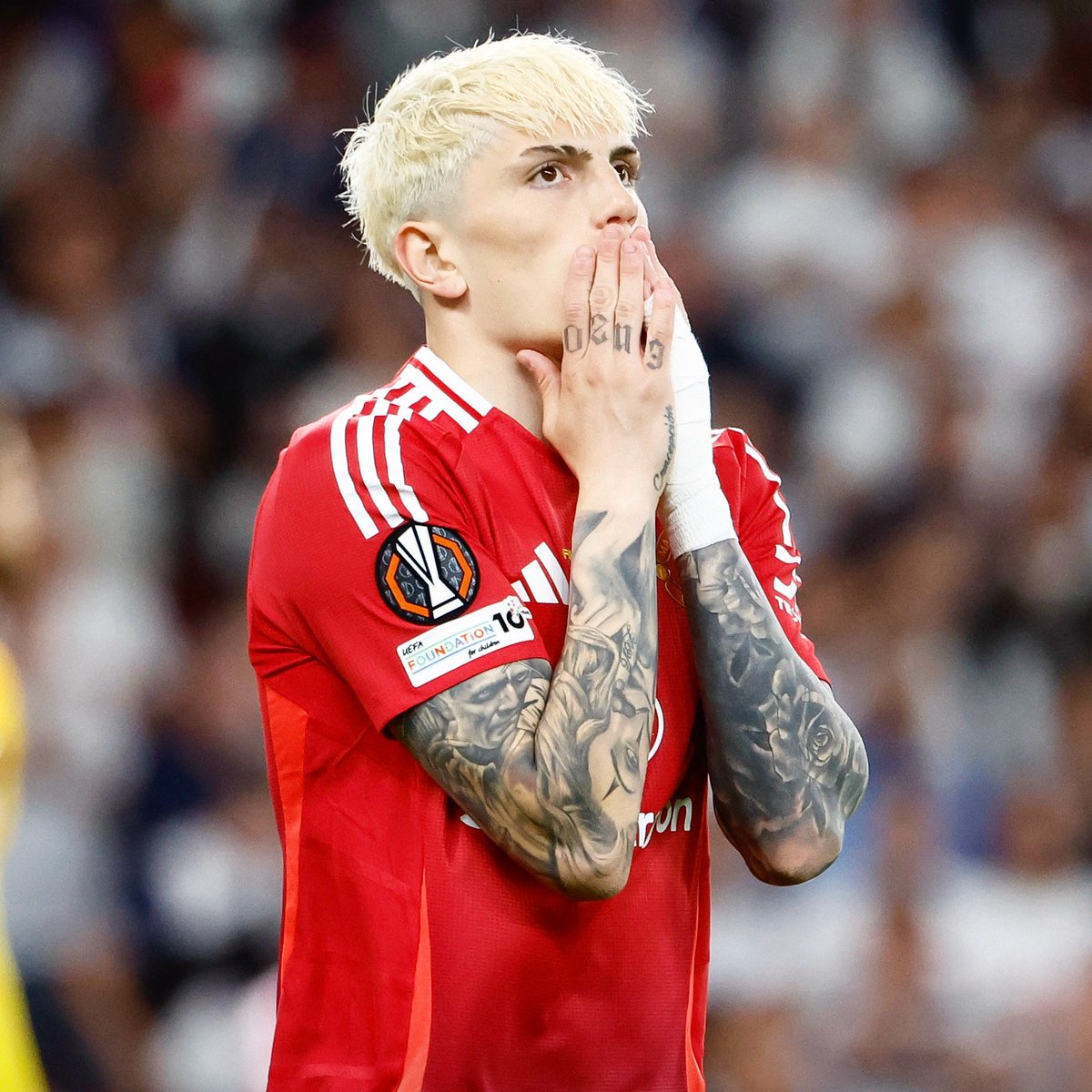 Edindiğimiz bilgiye göre Garnacho 60 Milyona Napoli yapıyormuş.