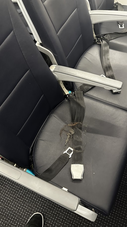 rfidjan's tweet photo. @AmericanAir @AmericanAir  YTD my flights had 3 mechanicals, this #biohazard seat, and nonexistent customer service. No care from AA🤮 #disgusting #gross #badcustomerservice #userexperiencefail https://t.co/CqsOfLDSWW