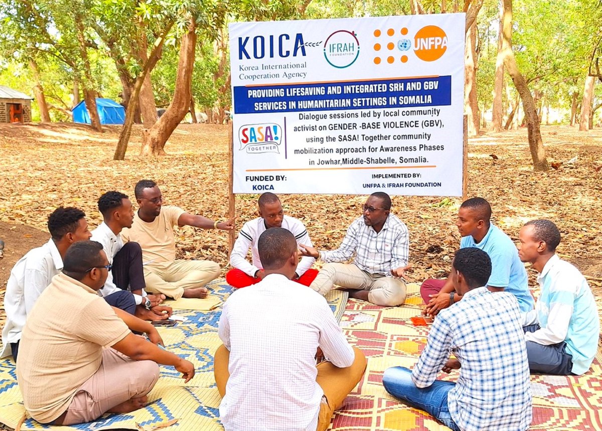 DearDaughterC's tweet image. In #Jowhar, Local community activists are using the #SASA!Together approach to transform how power is understood, promoting its use to uplift &amp;amp; protect, not to control or harm. Together, they’re challenging harmful norms &amp;amp; inspiring change in homes &amp;amp; communities.  #ShiftThePower