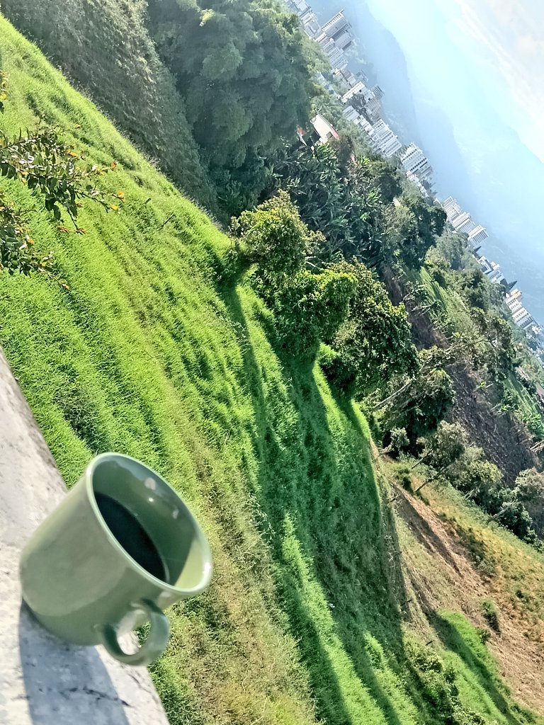 En la tierra de Café, un Cafesito.
#Wiiiiiiiiiiiiiiiiiiiiiiiiiiiiiiiiiiiiiiiiiii
#ComboCafetero #DiosGracias