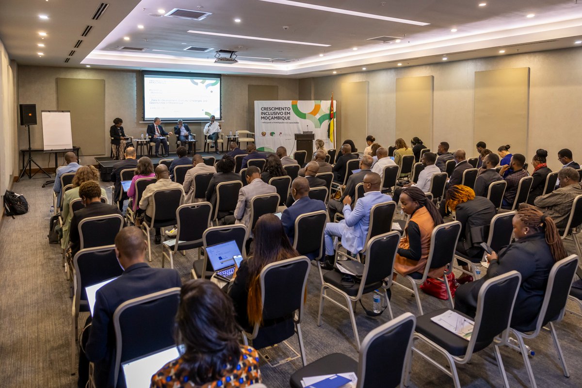 InclusiveMoz's tweet image. 📊 🙏 Thank you for having joined the @InclusiveMoz #Data4DevMoz workshop on 22 May!
Your insights made it clear: #data is key to informed #policy & sustainable progress in 🇲🇿.
📸 Relive the highlights – see photo gallery