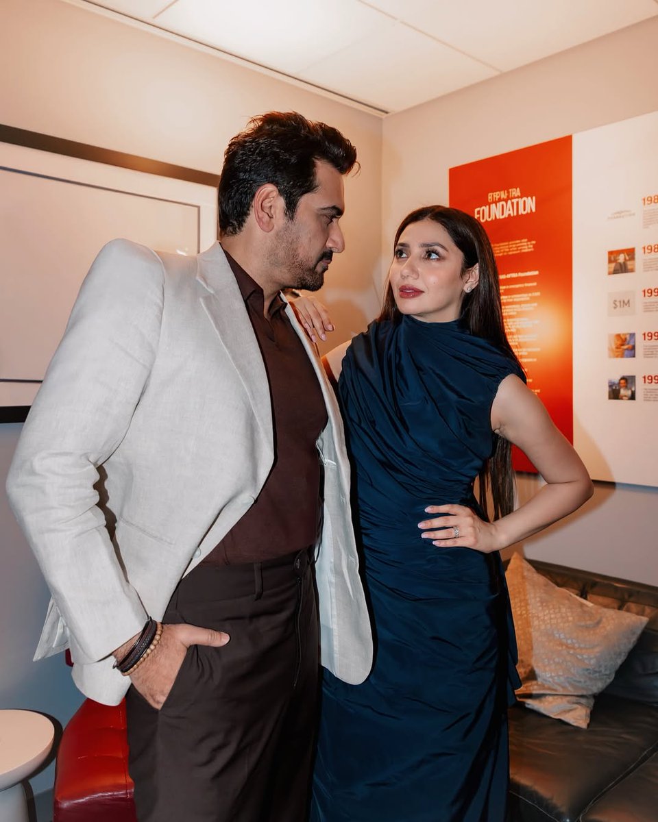 im_gudiya27's tweet photo. I'm dead ❤️‍🔥🫠
Ohhh #humahira 🤍🖤
They are just to much fine 🤧
#LoveGuru
#HumayunSaeed #MahiraKhan https://t.co/rI92f0JAoX