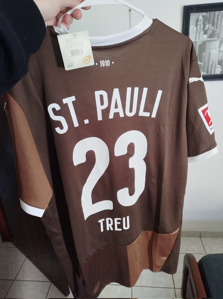 Coleção 24/25 tá completa agora 🏴‍☠️, ansioso pela listrada!
<a href="/CentralPauliBR/">𝚂𝚃.𝙿𝙰𝚄𝙻𝙸 𝙱𝚁 🇧🇷</a> <a href="/StPauliBR/">Coluna St.Pauli</a>