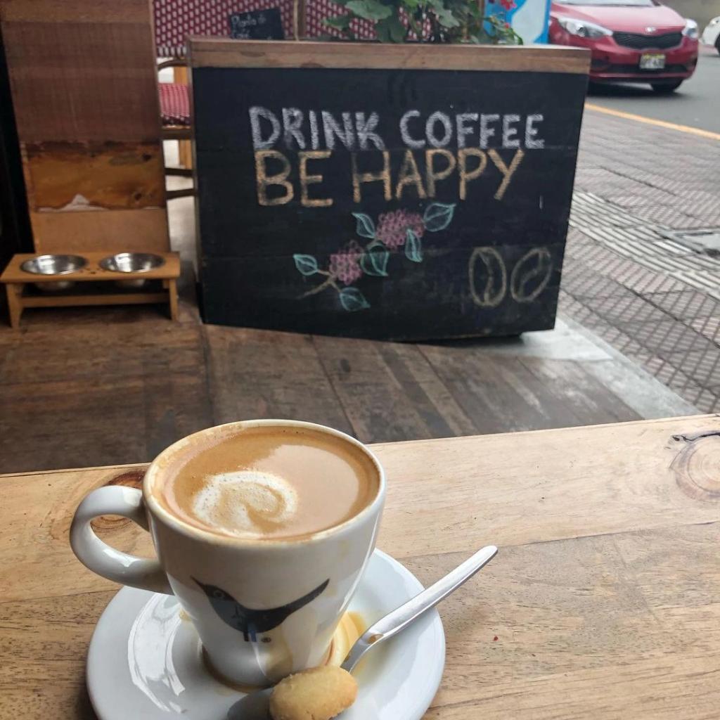 Good morning 
Drink coffee and Be Happy ☕☕☕