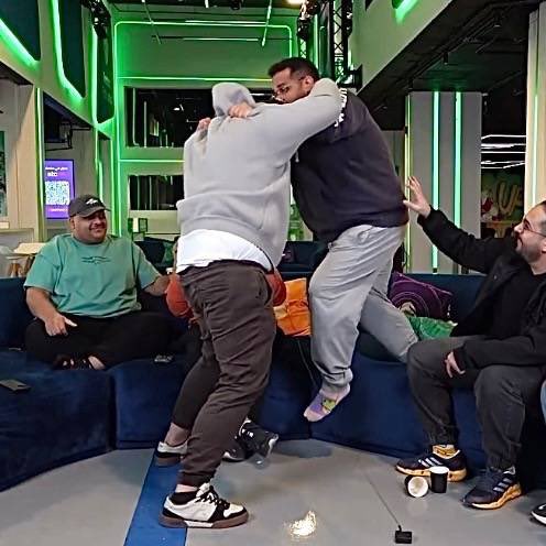 رياكشنات فالكونز (@refalcons) on Twitter photo 