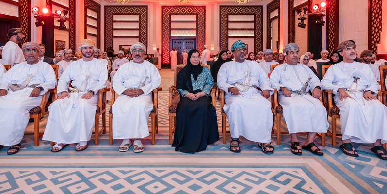 هيئة تنمية المؤسسات الصغيرة والمتوسطة تُطلق البرنامج الوطني للصناعات الحرفية "حرف عُمان"، كأحد البرامج الوطنية الاستراتيجية الهادفة إلى النهوض بالقطاع الحرفي في #سلطنة_عُمان.

2u.pw/ZdwBc
#العُمانية