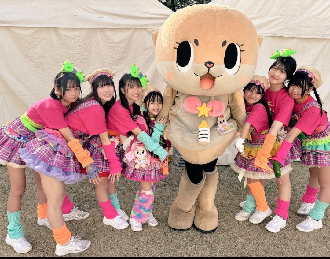 koiha_mero's tweet image. ちぃたん☆ぼんばーず
少しずつフォロワー様が
増えていって嬉しい！

❤️ #ここみここ
💜 #姫川萌
💛 #のの
🩷#百瀬りん
💚#夏目ゆかり
🩵#紫乃宮安梨
🤍#恋羽めろ

@chiitan_bombers  

屁凸も聞いてね～🍑🦦✨

#ちぃたん  #ちぃたんぼんばーず  #アイドル