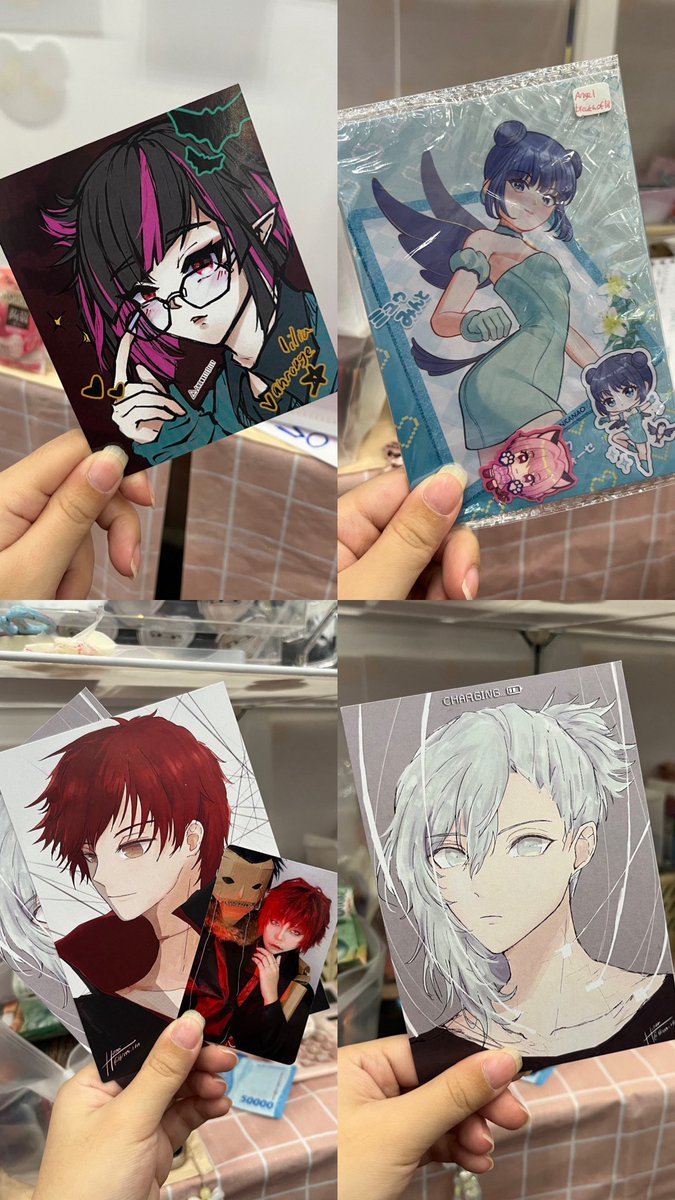 breathoflilac_'s tweet photo. CFXX FREEBIES/SNACKS + ART TRADES 😭💞

first time officially drawing something for trading &amp; got so many trades 😭🫶🫶 sorry if i miss any, i made sure to take pics everytime i received something but might miss some 😭 https://t.co/HC6lbccaQj