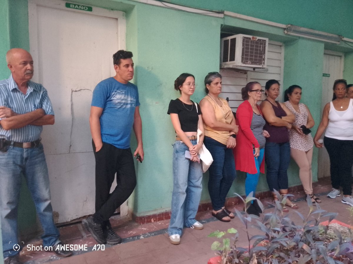 Alina7515's tweet photo. Inicia la jornada de trabajo de la semana con el matutino en la Dirección Provincial de Trabajo de #Pinar https://t.co/8OeXaW2ex5