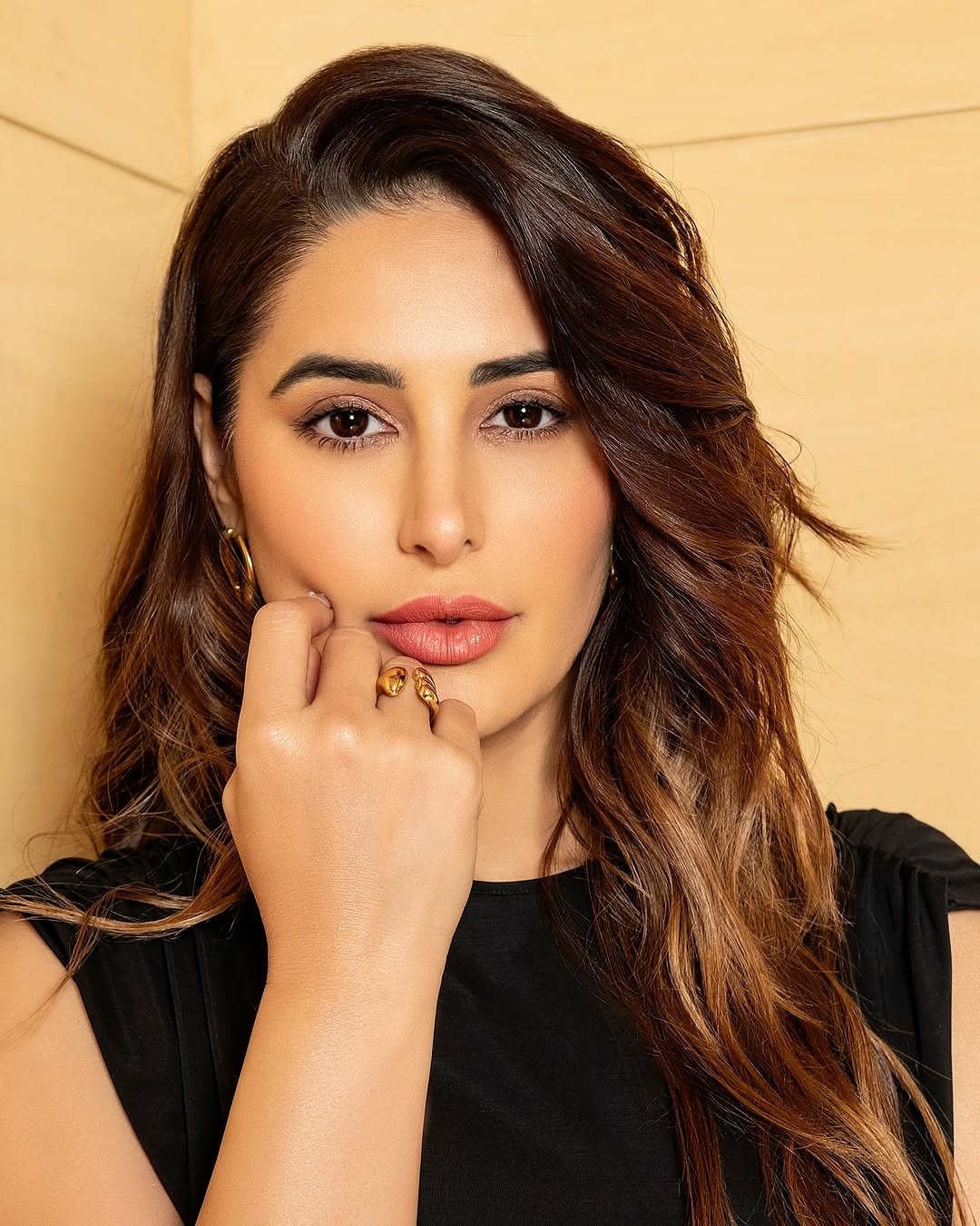 Nargis Fakhri — Bollywood’s Exotic Star & Style Icon | iiQ8 Actress Heroine