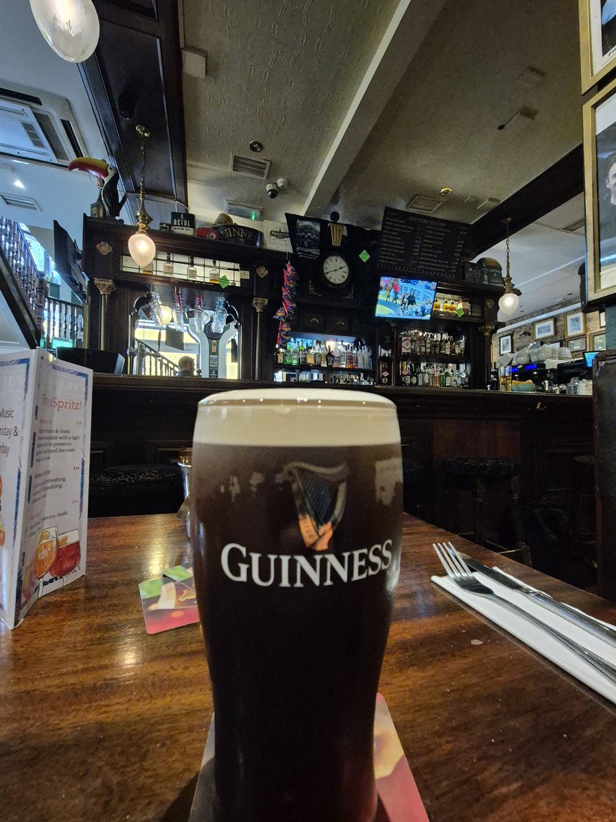 Found another safe place away from kopites <a href="/EmeraldBluesIre/">Emerald Everton SC Ireland</a> #UTFT