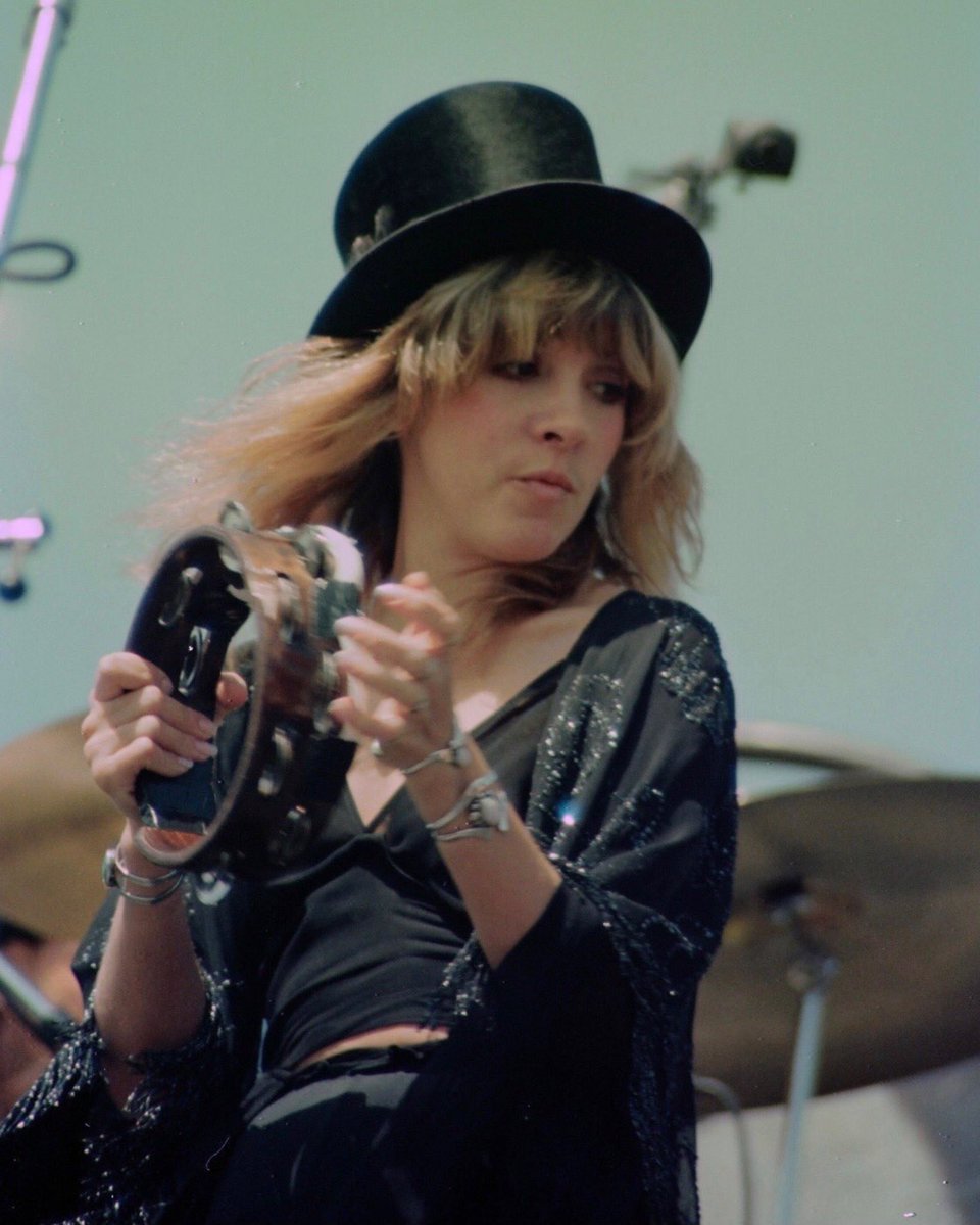 Happy Birthday to the mystical queen of rock, Stevie Nicks. A poet. A pioneer. A presence. In a world that changes fast, her voice still stops time.

77 years of Stevie Nicks—and somehow, we still need her more than ever.