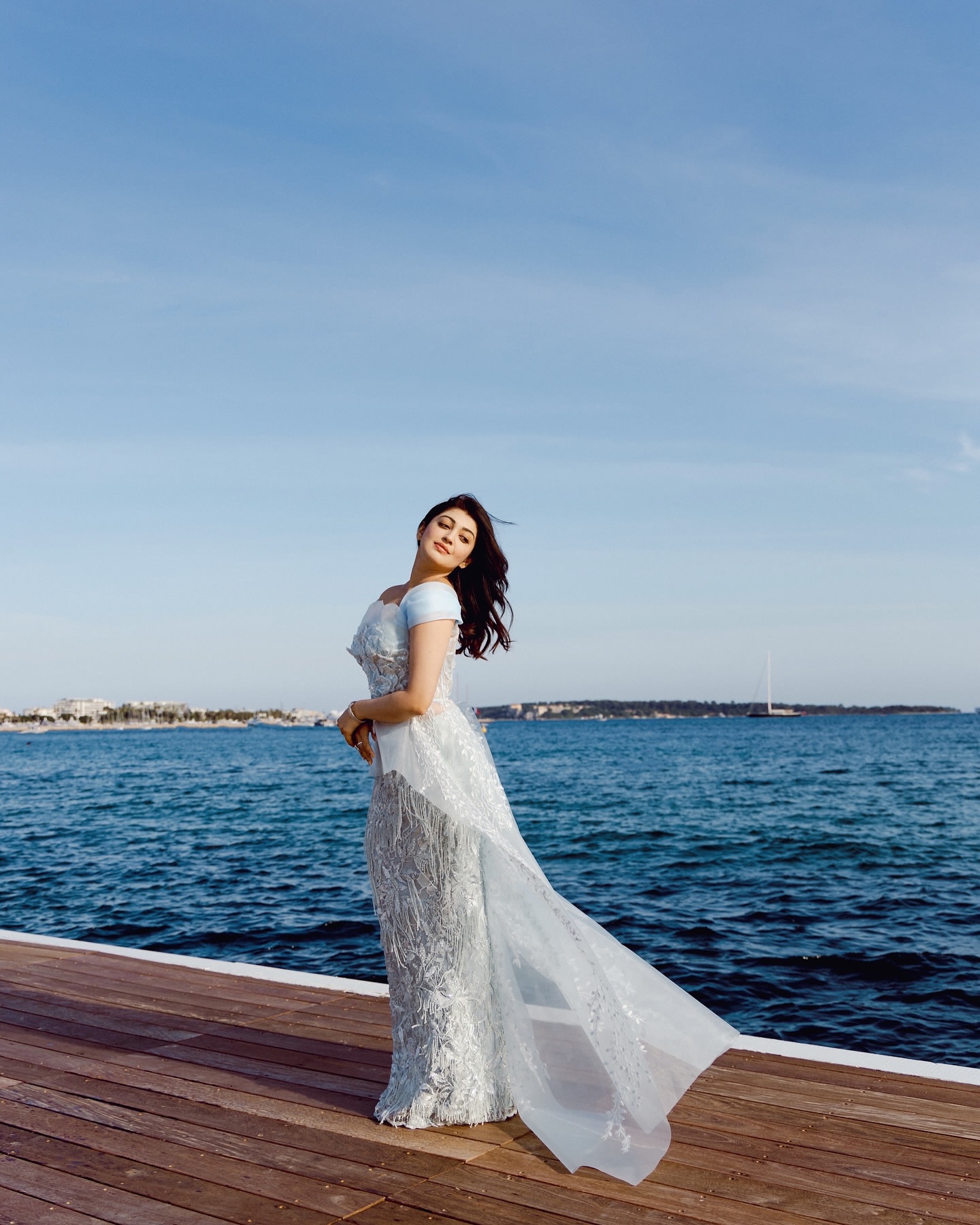 Gr4FOCgW4AAbMIN?format=jpg&name=large