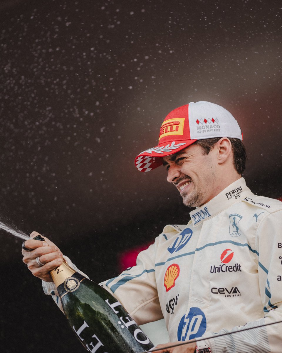 Jason Vian tweet media