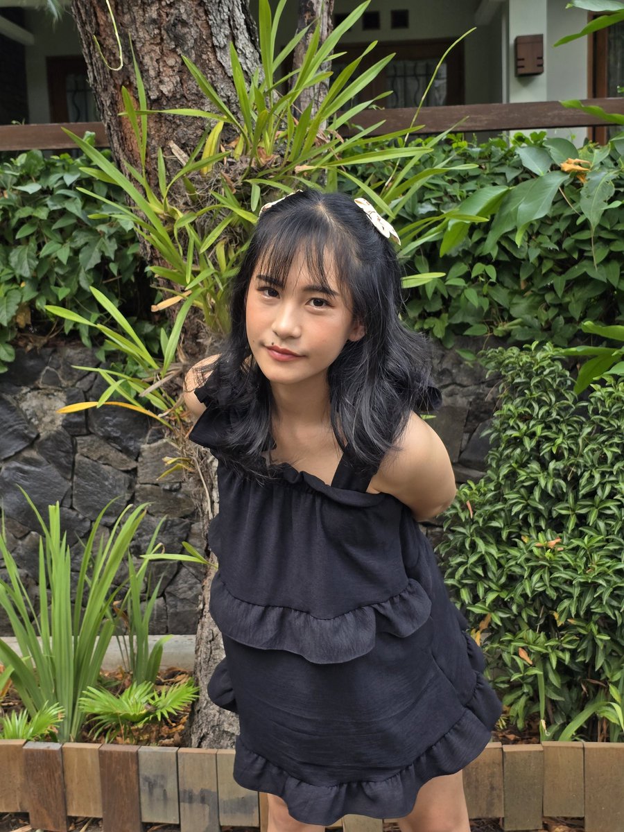 Rhysiesbabes's tweet photo. @jeongyunoies Hi kak, boleh cek nih aku jual korean inspired top semuanya under 50k!!!
Boleh cek di toko oyen 😚🍊
https://t.co/aKTZQ5207d https://t.co/Mm5ONLscje