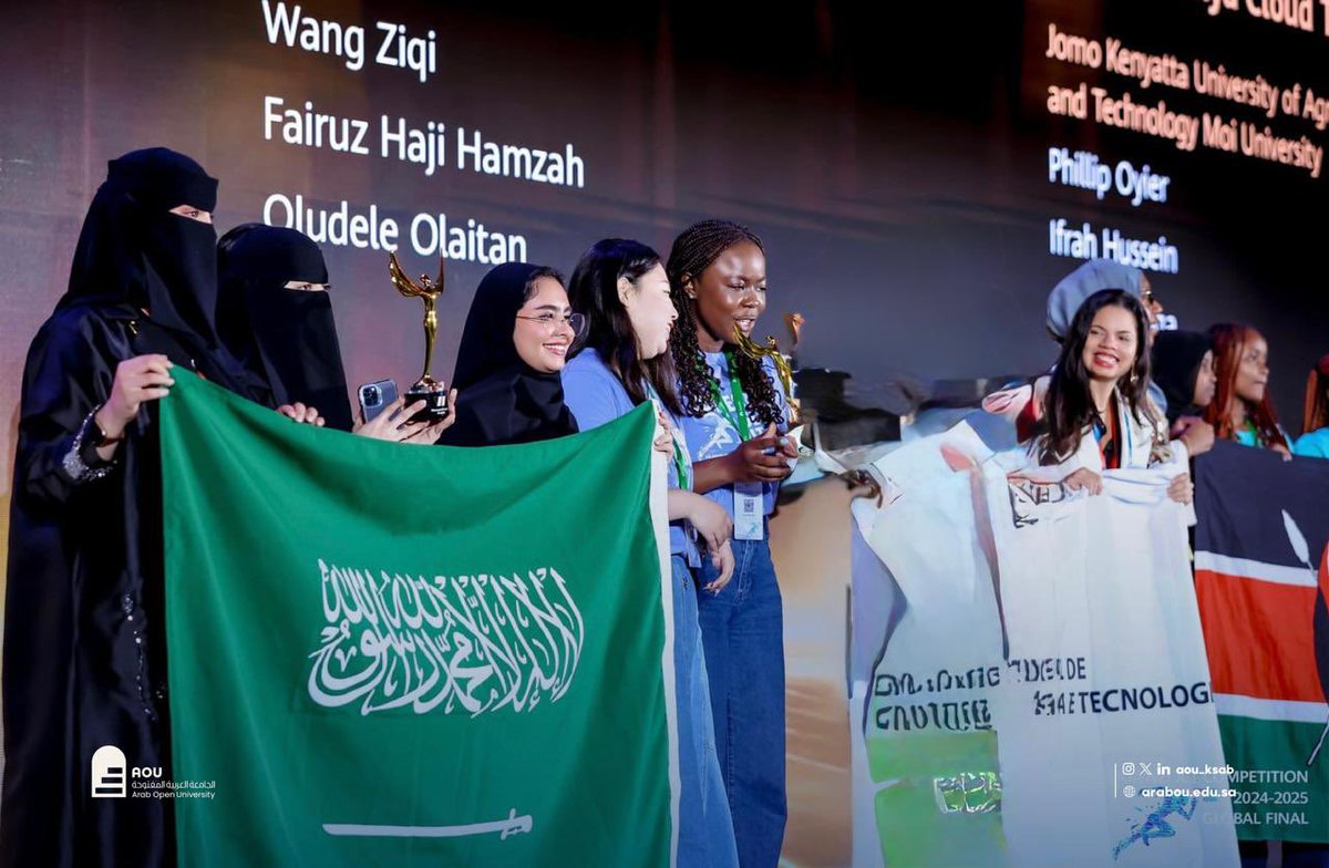 في إنجاز وطني مشرّف، وبدعم من #الجامعة_العربية_المفتوحة وإشراف المؤسسة العامة للتدريب التقني والمهني، نال الفريق السعودي المركز الثالث عالميًا في مسابقة هواوي لتقنية المعلومات والاتصالات، إلى جانب جائزة شرفية لأفضل مشاركة نسائية، وسط تنافس أكثر من 200 ألف طالب وطالبة من 114 دولة