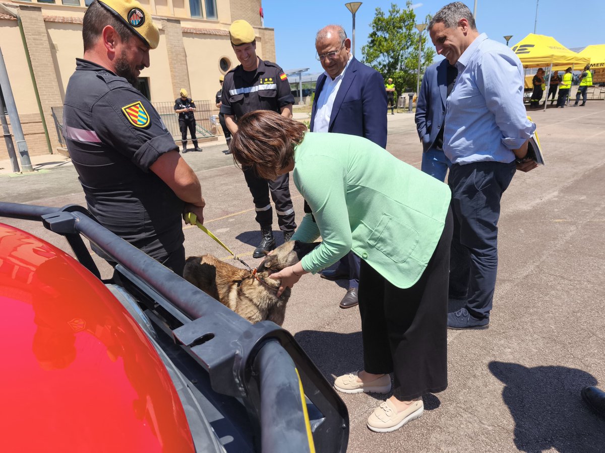📢 El simulacre d’emergències del 29 de maig que avui han presentat la consellera Antònia Maria Estarellas i el director general d'Emergències i Interior Pablo Gárriz, inclourà una prova del sistema d’alertes massives #ESAlert, que enviarà missatges als mòbils de la ciutadania de