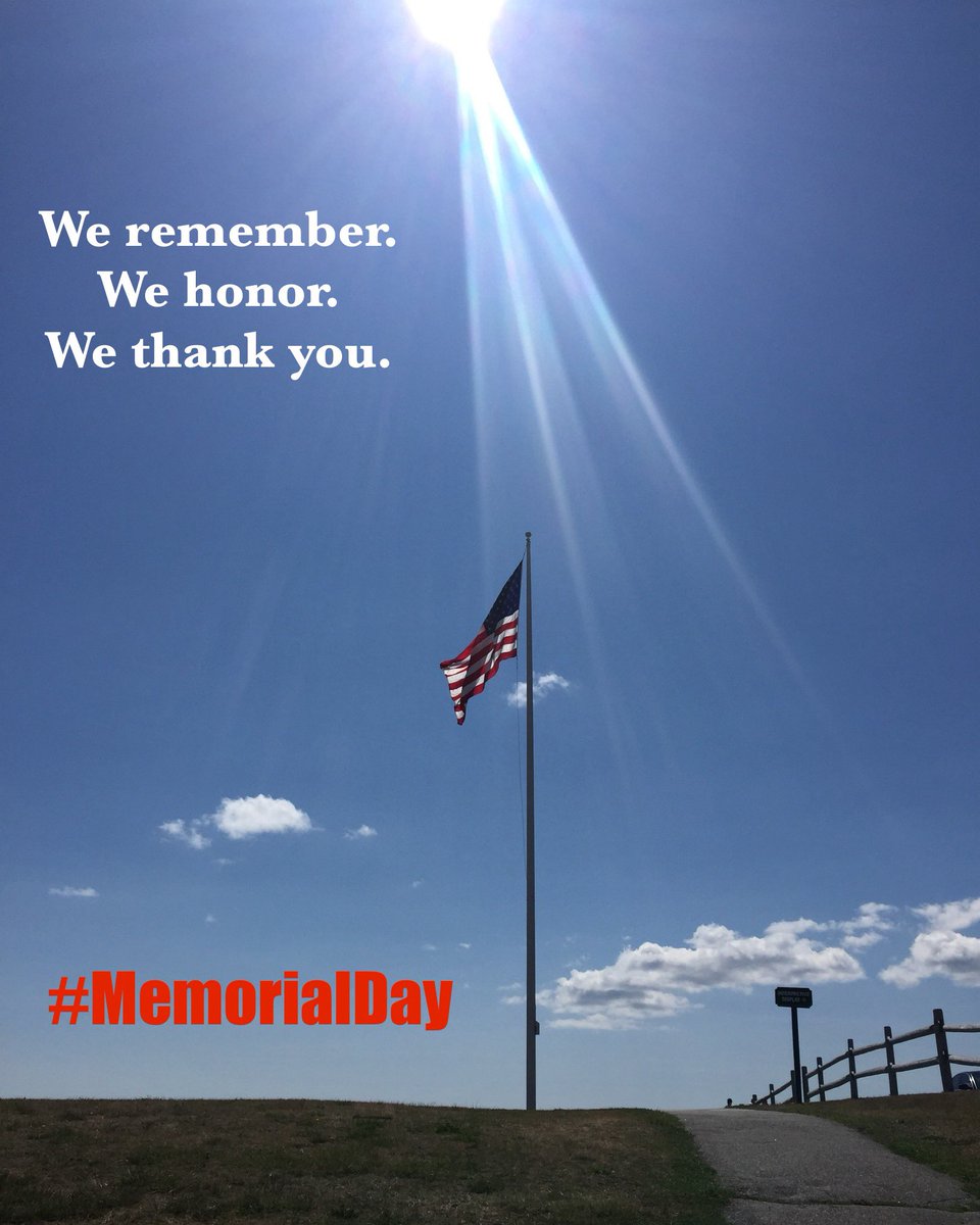 We remember.
We honor.
We thank you. 
#MemorialDay
🇺🇸❤️🤍💙