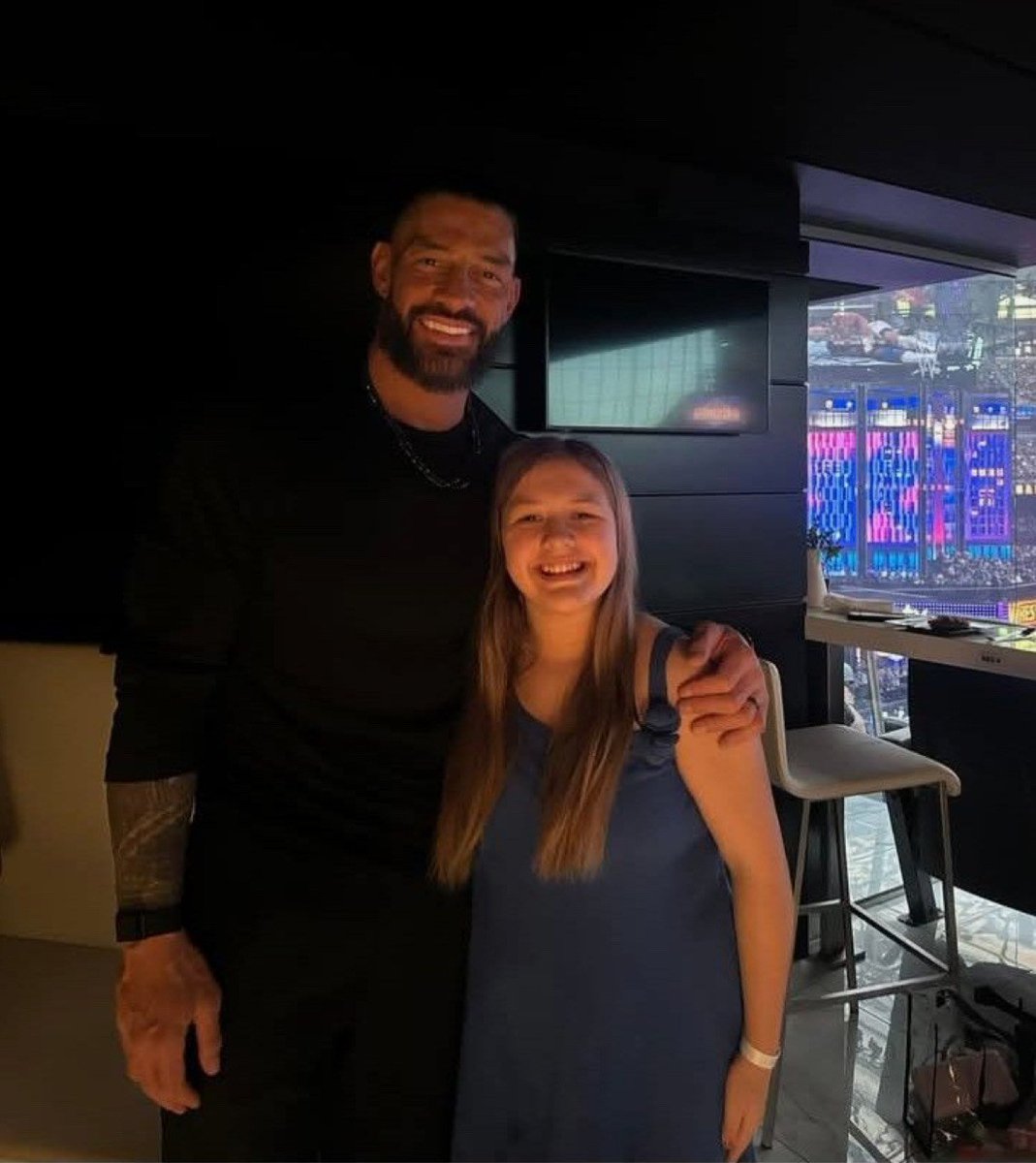 The OTC <a href="/WWERomanReigns/">Roman Reigns</a>  with his lil cousin Cataleya  (cr: Chris Castsgnon/FB) #wwe #SmackDown #PaulHeyman #raw #romanreigns