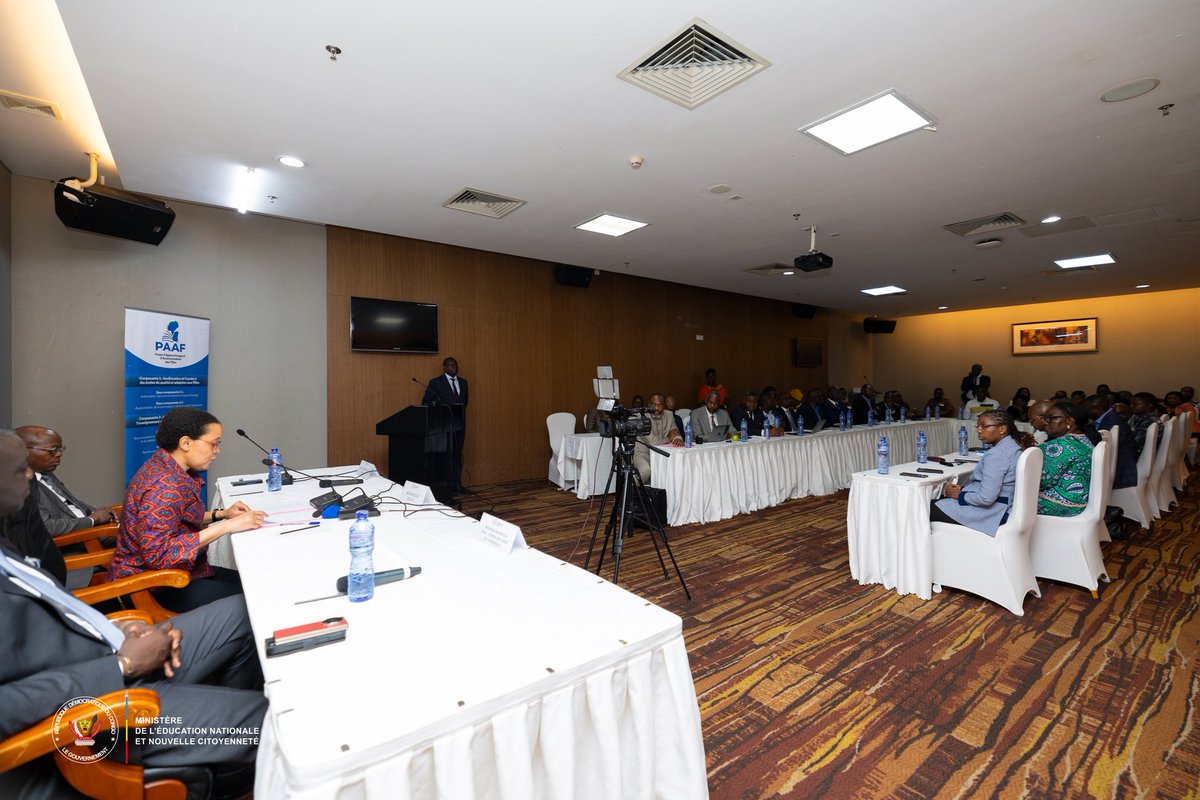 Son Excellence <a href="/malu_raissa/">Raïssa Malu</a>, a procédé ce lundi 26 mai 2025 à Kinshasa, au lancement de l’atelier sur l’élaboration de la politique et stratégie nationales en matière d’intégration des TIC dans l’éducation en présence du Ministre des Poste, Télécommunications et Numérique