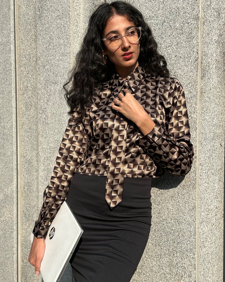 shopmatsze's tweet image. Illusion is the hook—craftsmanship is the hold. @sanjeevanirai_ in The Illusionist Satin Shirt ✯

#Matsze #corpcore #powerdressing #workwear #formaltops #officesiren #homegrownbrands