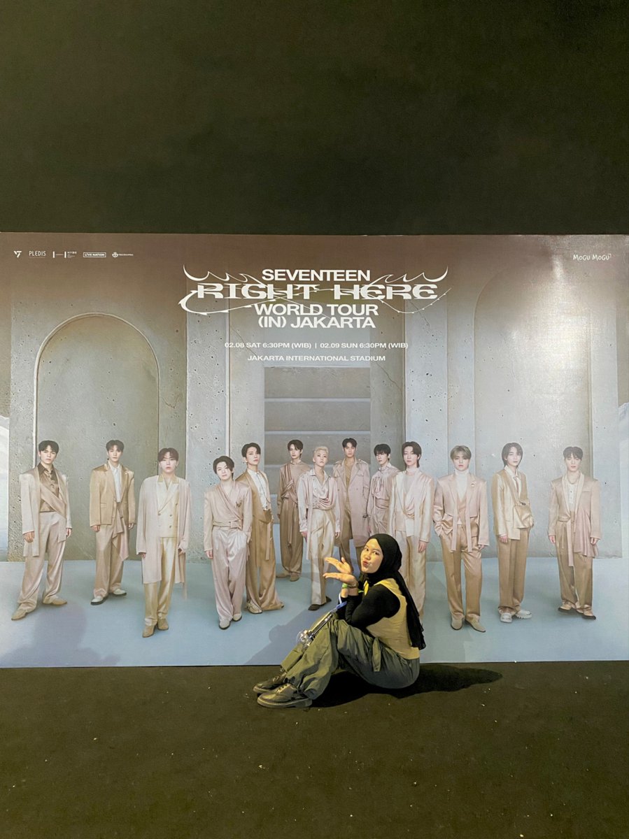 xxheyjee's tweet photo. thank you for being with us for 10 years, let’s stay together forever @pledis_17 🤍

#SVT_10th_Anniversary https://t.co/IxwjRxuMzE