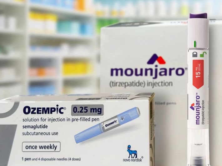 أدوية GLP-1  مثل الاوزمبيك والمونجارو لا تضر بصحتك النفسية… بل قد تحسّنها! 💉🧠

🔬 تحليل شامل لأكثر من 80 دراسة سريرية على 107,000 مريض أثبت أن:
🔹 لا زيادة في الأعراض النفسية (الخطيرة أو الخفيفة)
🔹 لا تفاقم في أعراض الاكتئاب

بل لوحظت فوائد نفسية مهمة:
✅ تحسّن في جودة الحياة