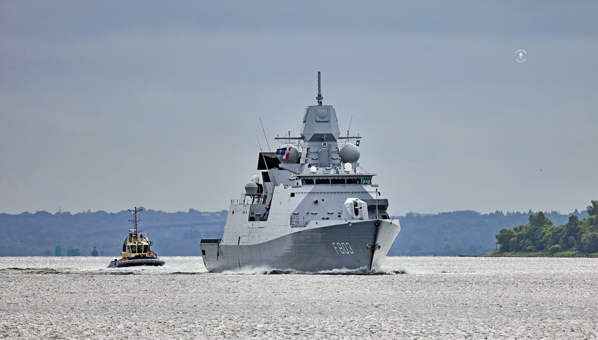 DougieCoullPix's tweet photo. HNLMS Tromp outbound this morning.
#NATO #shipping #navy #netherlands #dutch #dutchnavy #Tromp #photography #formidableshield #formidableshield25 https://t.co/E0pjFA1sRU