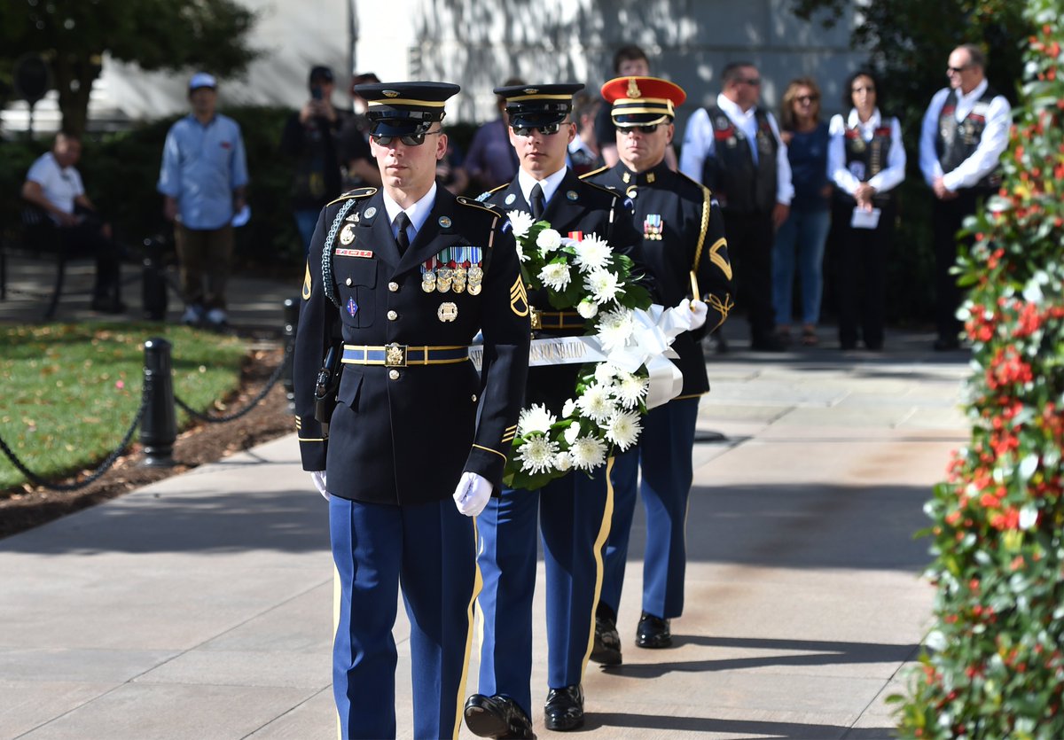 oxidayfndation's tweet image. Today, we recognize those who made the ultimate sacrifice to defend our freedom by serving in the military.
We enjoy our freedom today because of the service members who fought to defend it. Thank you for your courage and sacrifice.
We wish you a blessed Memorial Day.❤️