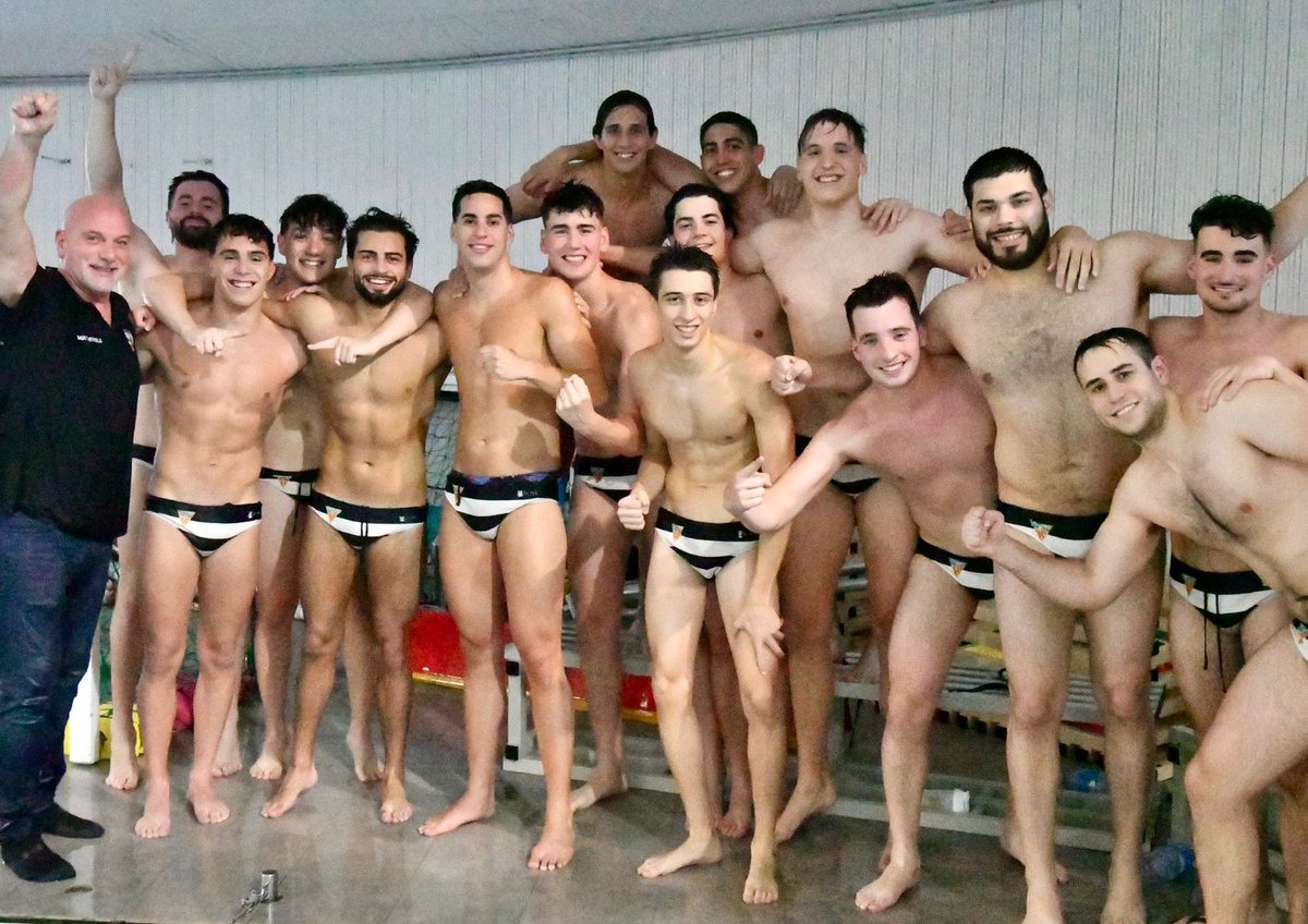 El 𝐂𝐍𝐏𝐍 🩷🖤 vuelve a la Primera División

Al CN Poble Nou no le tembló el pulso: superó la eliminatoria a un destacado AR Concepción para conseguir el billete a Primera Nacional

Mérito, esfuerzo y 𝐦𝐮𝐜𝐡𝐚 𝐢𝐥𝐮𝐬𝐢𝐨́𝐧 ✨🔥

#Nacional