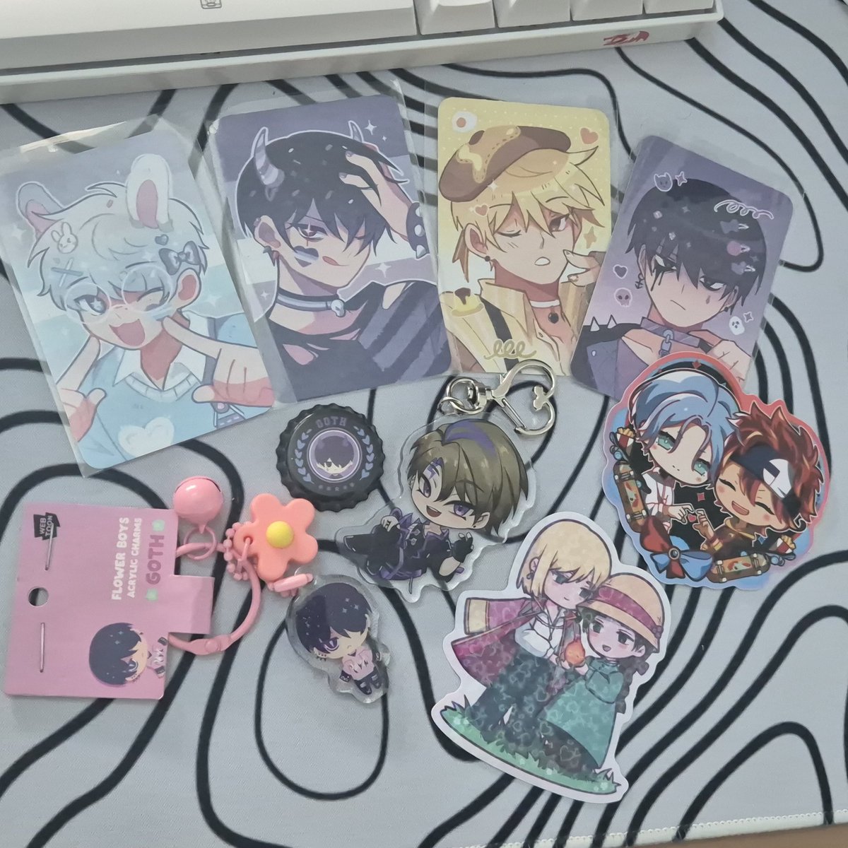 caelumkVTuberEN's tweet image. Since dokomi 2025 is coming up...

I got these last year at the dokomi and haven&apos;t used any of em til now bc they&apos;re too precious for me to use and possibly dirty/break 🥹🥹
I&apos;m hopeless fr

#dokomi2024 #dokomi