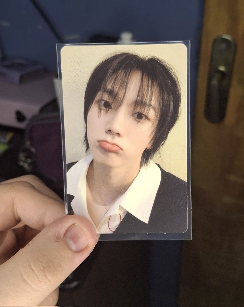 sunghocaptor's tweet image. feedback ULTRA POSITIVO pra @tinycookies_ que me vendeu esse sungho que era minha maior prio e esse woonhakinho!!! todo o processo da compra foi tranquilo!!! demorou pra chegar mais foi por culpa da greve nos correios!! muito obrigadoooooo