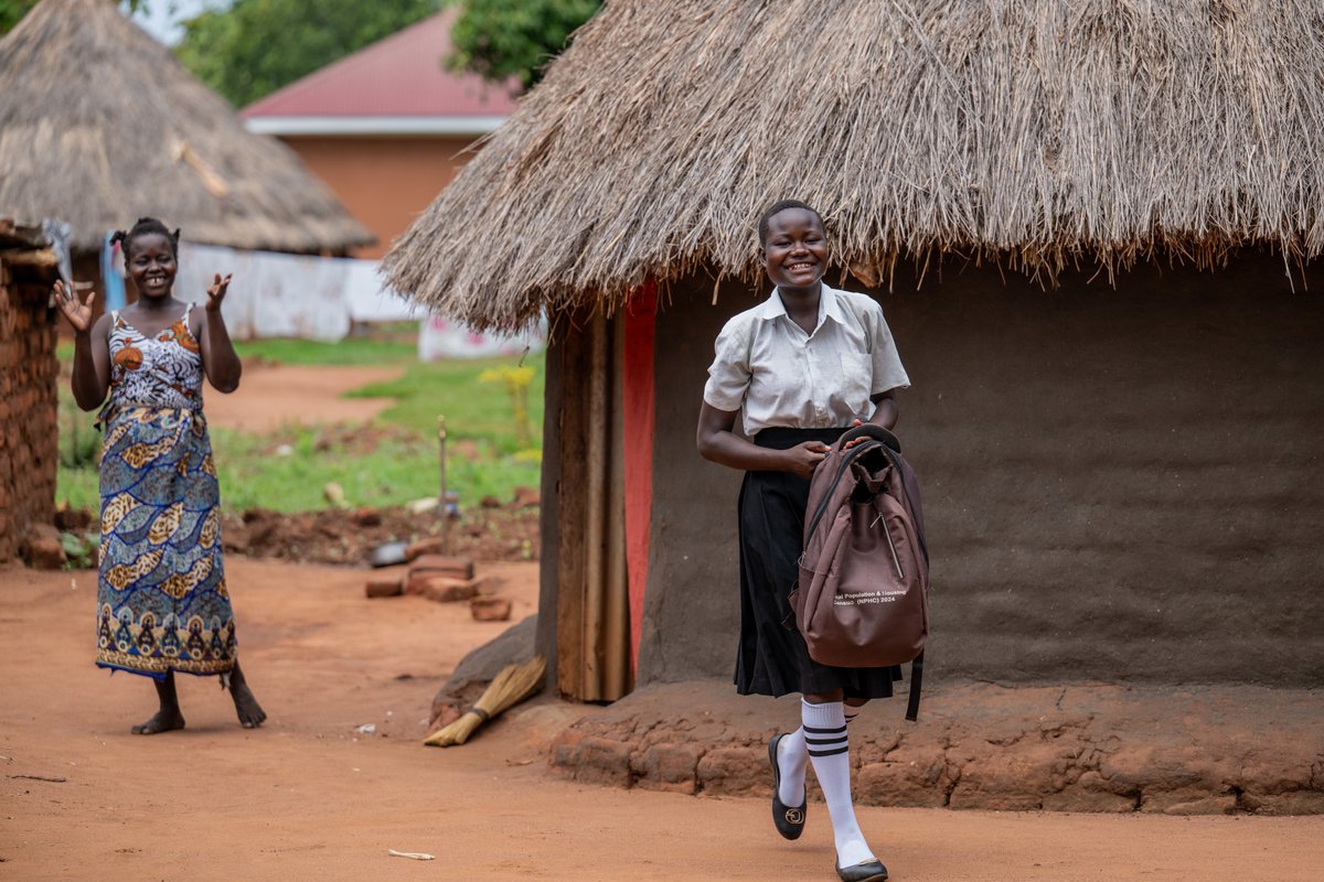 It’s school time!

As parents &amp; caregivers, keeping children and young people’s education on track should remain a top priority. #LeavingNoOneBehind

<a href="/UNICEF/">UNICEF</a> is collaborating with <a href="/GovUganda/">Government of Uganda</a>
&amp; partners to improve access and quality of education in Uganda.  #InvestInUGchildren