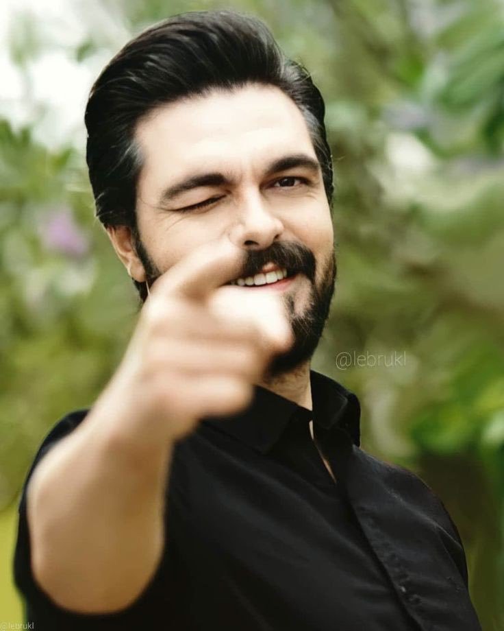 yüzün ilkbahar ve gülüşün benim cennetim

100 rt

HalilİbrahimCeyhan
#HalilİbrahimCeyhan