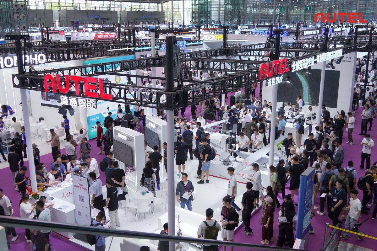 AutelRobotics's tweet image. ✨ #Autel Robotics at UAS EXPO 2025: Every Day Was LIT!

🙌 A MASSIVE SHOUTOUT to our friends, customers, guests, and fellow #drone enthusiasts who visited our booth &amp;amp; made the expo unforgettable! See you next #UASEXPO!

👉About Autel drones: bit.ly/43umM8O

#UAV