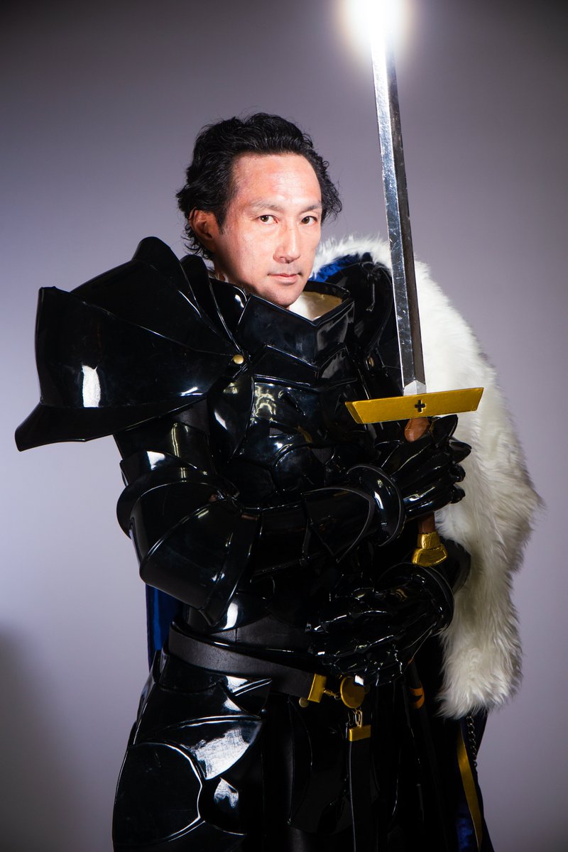 そめこさんから現像データいただきました！
我ながら格好良い…いや撮影者の腕か

【コスプレ/cosplay】
【Fate/Grand Order：アグラヴェイン】

【撮影：そめこさん<a href="/smk_twi/">そ め こ</a>】

エフェクトはかかってるけど剣の反射はガチです
名刺がわりに良い写真かな！