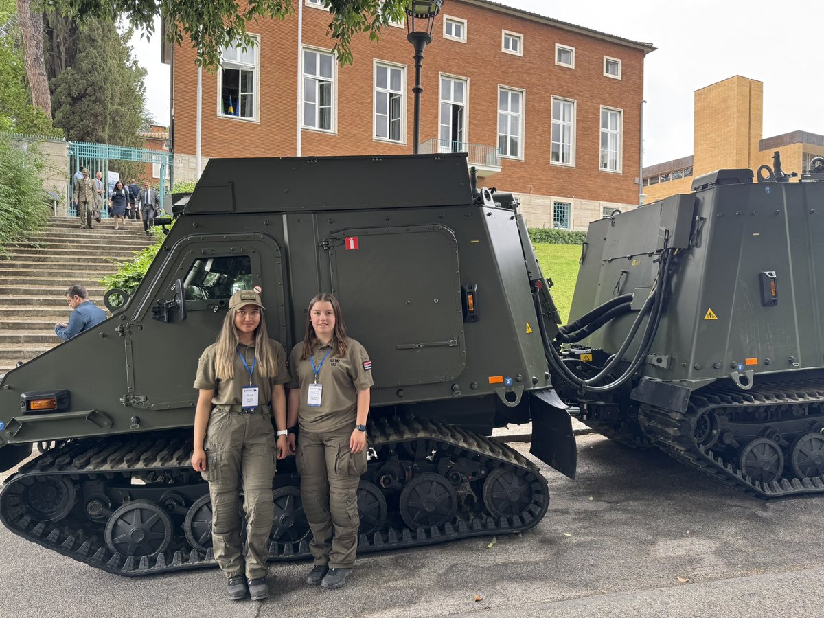 Defence Day. 25 svenska 🇸🇪 företag inom försvar och säkerhet ställde ut på vår mässa i Rom. Stort intresse från italienska 🇮🇹 motparter. Försvarsminister <a href="/PlJonson/">Pål Jonson</a> inledde dagen.,