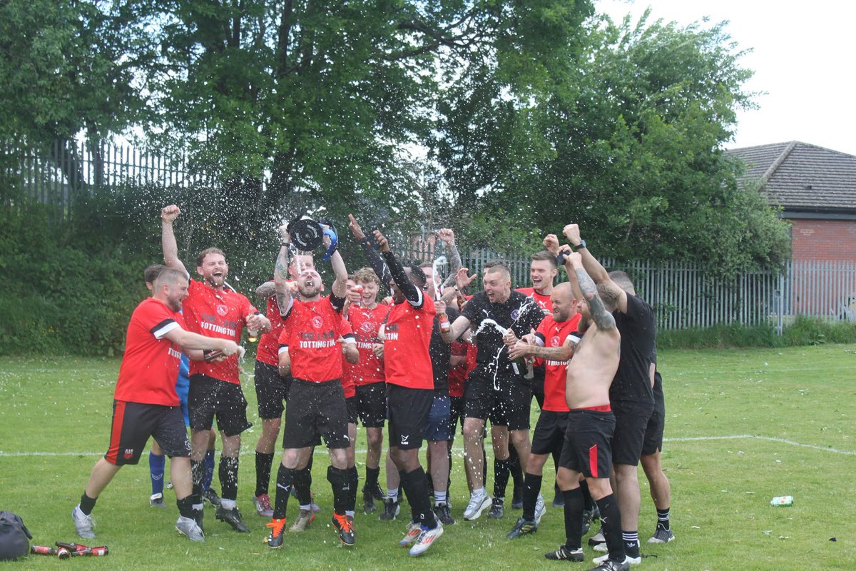 TottyRobinsFC's tweet photo. Sore heads for the CHAMPIONS today……

Thank you to @DMozphotos and @shipton1975 for the pictures! https://t.co/Mi7lqU5tBQ