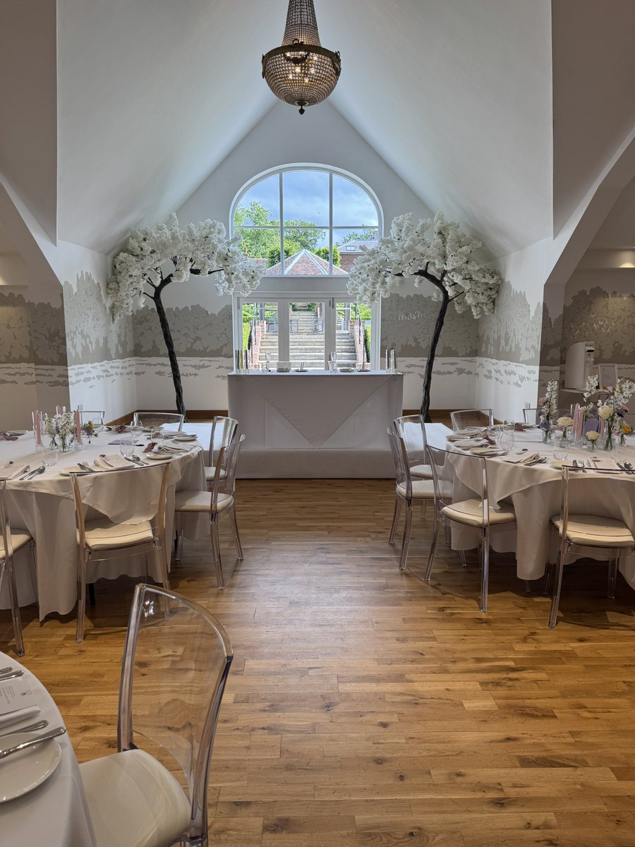 LOVELIGHT tweet media