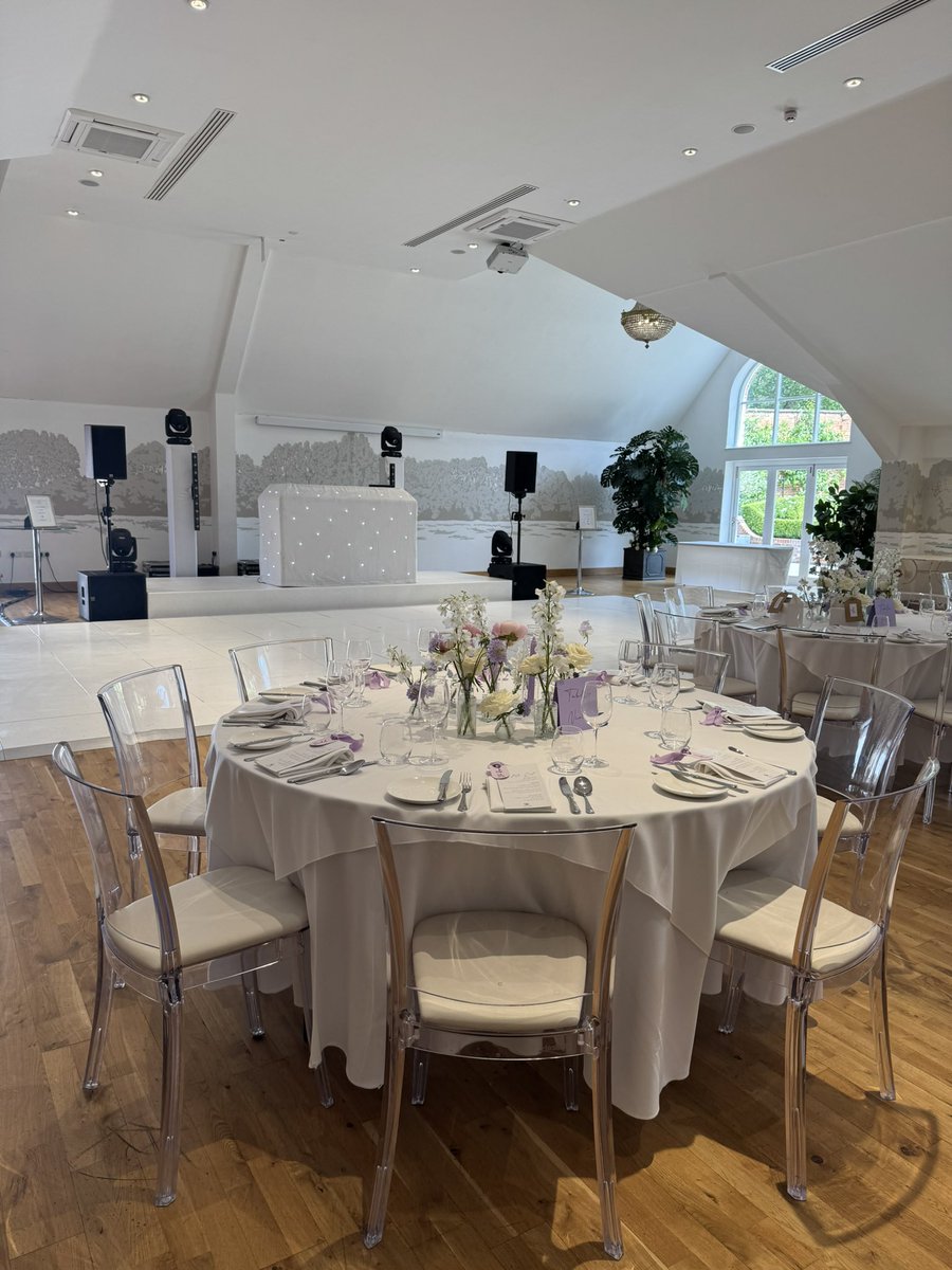 LOVELIGHT tweet media