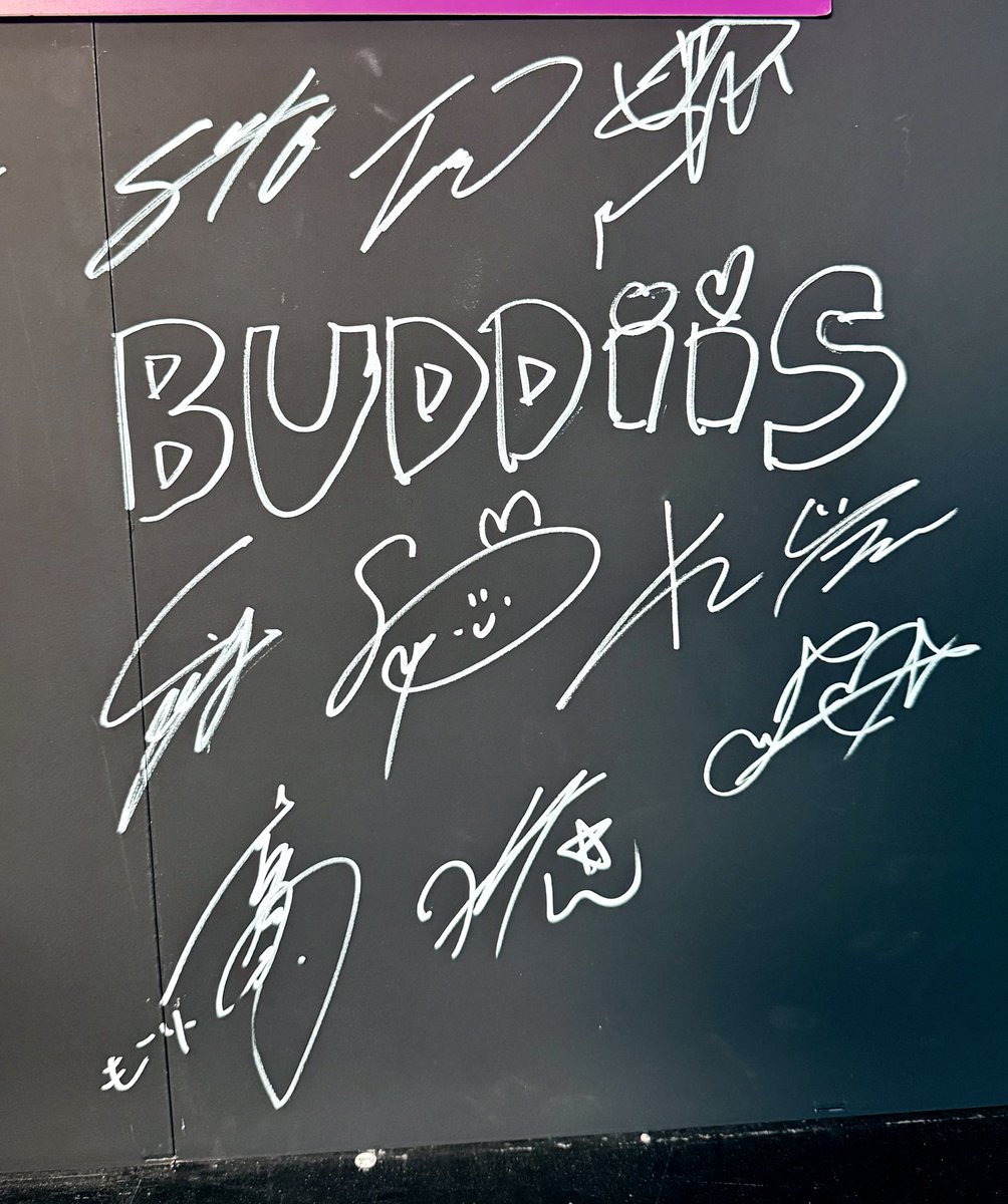 fuminori_ogawa's tweet photo. 感謝の気持ちでいっぱいです😢✨
ありがとうございました🙇‍♂️

#CDTVライブライブ  #CDTV
#BUDDiiS気になるのに
#BUDDiiS #奇跡の30歳 https://t.co/T9tAaU0efD