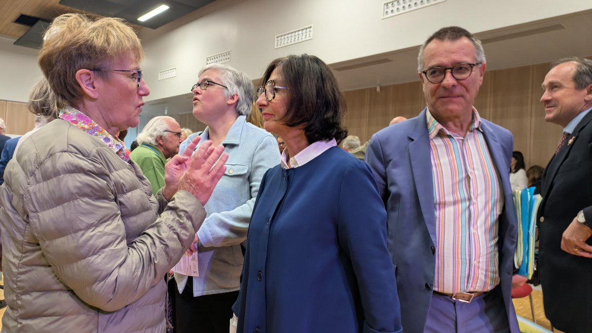 #CeQuiChangePourMoi | La 3e conférence sur les violences intrafamiliales s'est tenue jeudi soir à Nogent-sur-Vernisson.

Un moment fort autour du thème « Femmes et enfants, victimes de violences », avec le témoignage bouleversant de Laure Sartori.